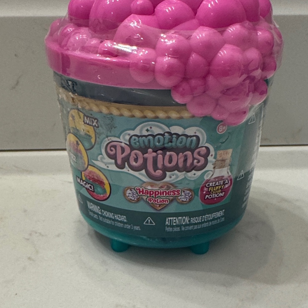 Emotion Potions Happiness Fluffy Cloud Potion Kit New Sealed Halloween